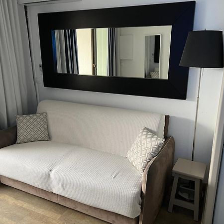 Apparemment borde de mer Résidence L'Ange gardien Villefranche-sur-Mer Extérieur photo