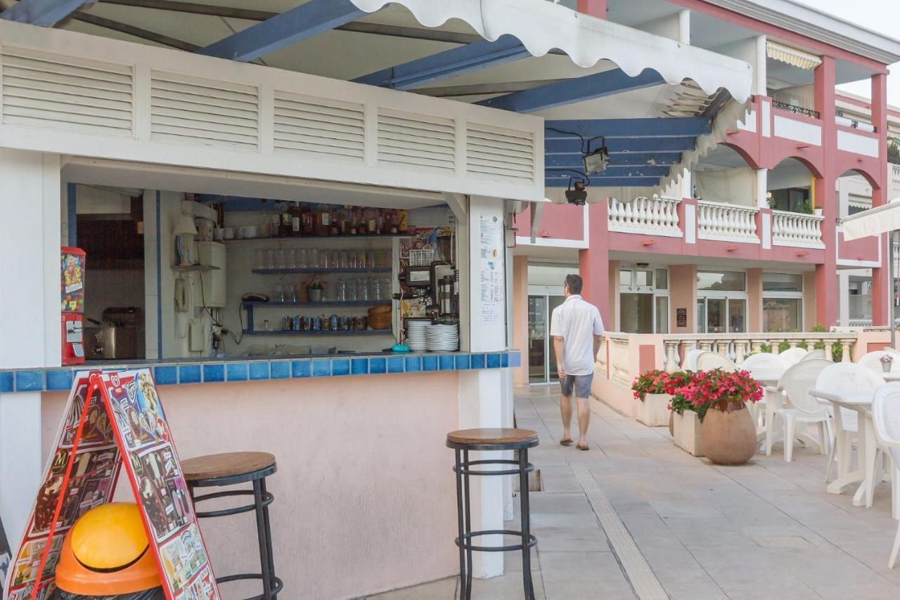 Apparemment borde de mer Résidence L'Ange gardien Villefranche-sur-Mer Extérieur photo